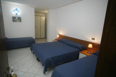 ویلیج مارینا