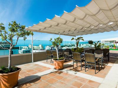 ال هتل منارک ال ردئو