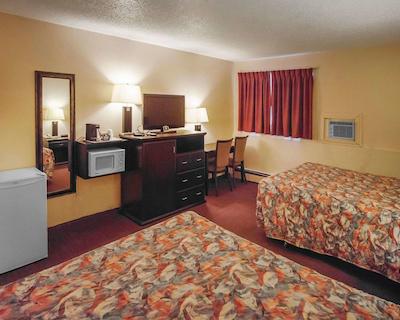 اکنو لج ادسُن