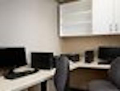 دز این ادمنتون اسود