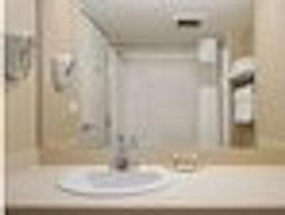 دز این ادمنتون اسود