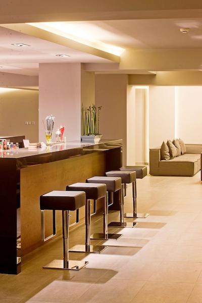 اُکتبر دونتون رومز