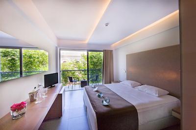 اُکتبر دونتون رومز