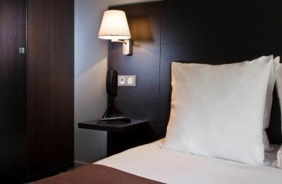 هتل دز اکریوینز