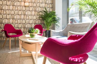 هتل دز اکریوینز