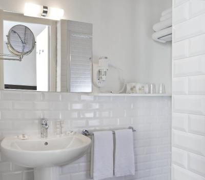 هتل دز اکریوینز