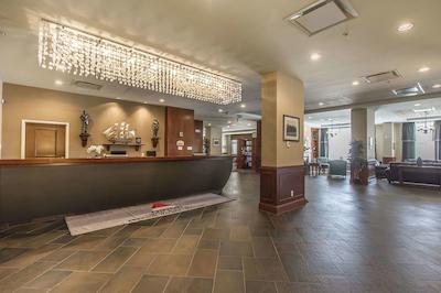 چاتیو ساینت جهن اسند کالکشن