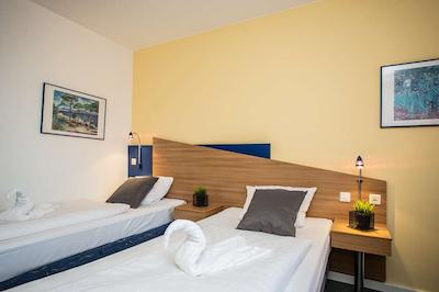 مدیان هتل هانور مس