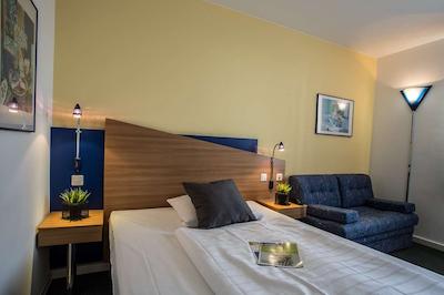 مدیان هتل هانور مس