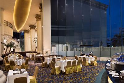 گولدن بوتیک انگکاسا