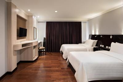 گولدن بوتیک انگکاسا