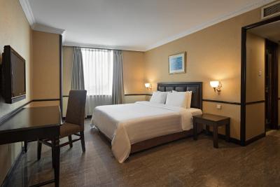 گولدن بوتیک انگکاسا