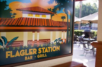 شراتون ویستانا ویلیجز ریزرت ویلاس ای-دریو/اُرلاندو