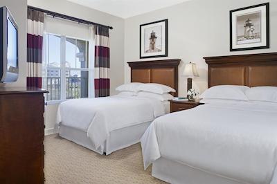 شراتون ویستانا ویلیجز ریزرت ویلاس ای-دریو/اُرلاندو