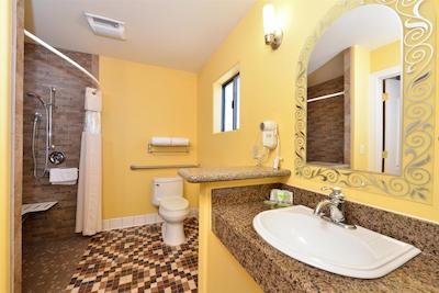 م-استار این اند سویتز بلید