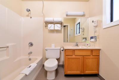 م-استار این اند سویتز بلید