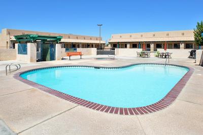 م-استار این اند سویتز بلید