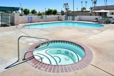 م-استار این اند سویتز بلید