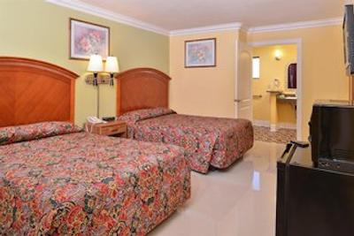 م-استار این اند سویتز بلید