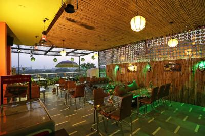 استار پلازا