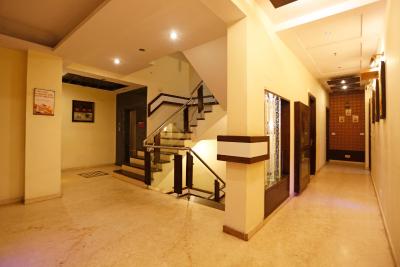 استار پلازا