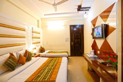 استار پلازا