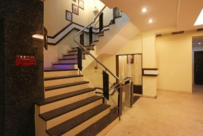 استار پلازا