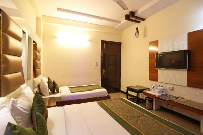 استار پلازا