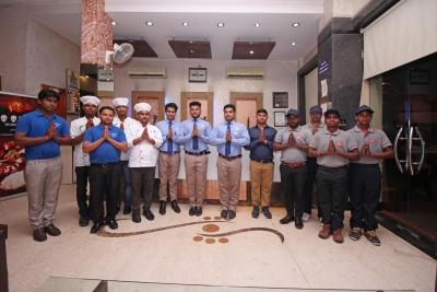 استار پلازا