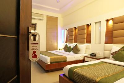 استار پلازا