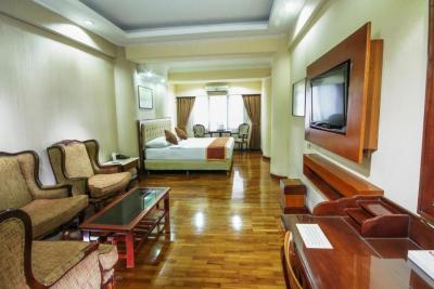 گراند منتنگ