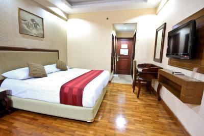 گراند منتنگ