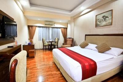 گراند منتنگ