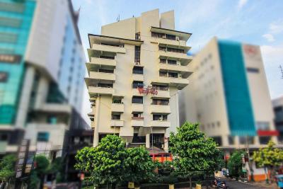 گراند منتنگ