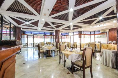 گراند منتنگ