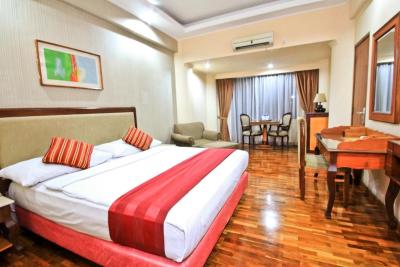 گراند منتنگ