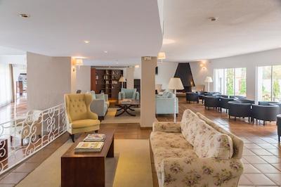 هتل رک ماربلا پارک