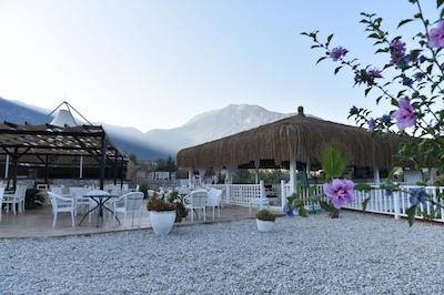 ساهرا سو هلید ویلیج اند اسپا