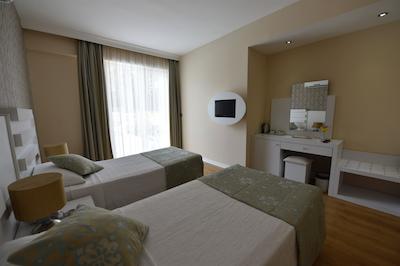 ساهرا سو هلید ویلیج اند اسپا