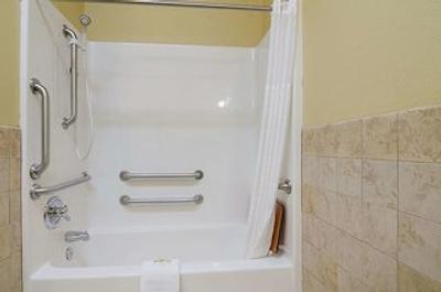 هلید این اکسپرز اند سویتز اُلاد اسود