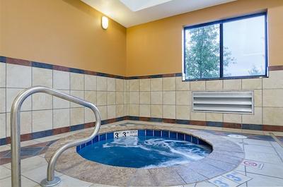 هلید این اکسپرز اند سویتز اُلاد اسود