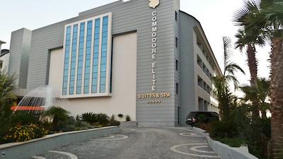 کمودور الیت سویتز اند اسپا