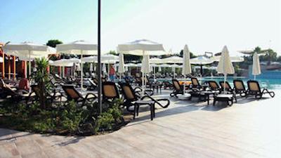 کمودور الیت سویتز اند اسپا