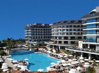 کمودور الیت سویتز اند اسپا