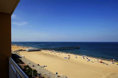 فور پوینتز بای شراتون ویرجینیا بیچ اُسینفرنت