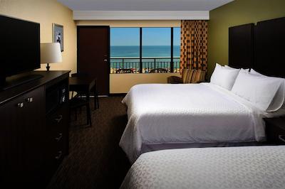 فور پوینتز بای شراتون ویرجینیا بیچ اُسینفرنت