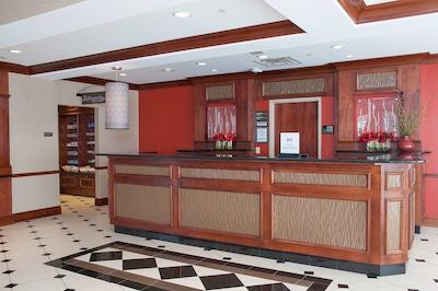 هیلتون گاردن این ایندیاناپلیز اسود/گرینوود