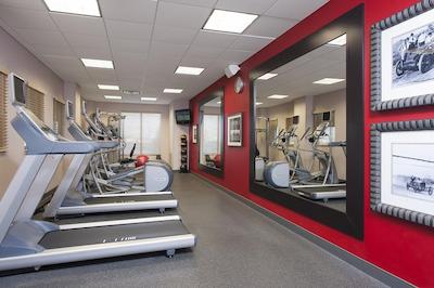 هیلتون گاردن این ایندیاناپلیز اسود/گرینوود