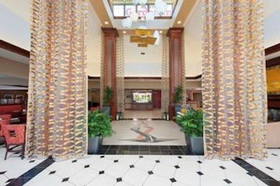 هیلتون گاردن این ایندیاناپلیز اسود/گرینوود