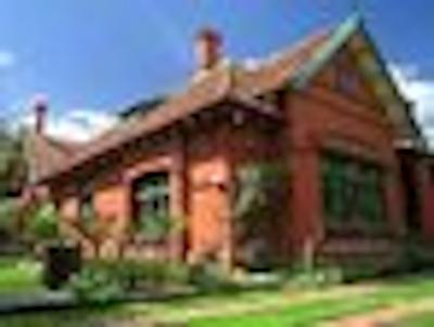 نرد ادلید هریتاج-بوکستون مانر